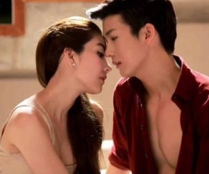 Giữa bữa tiệc công ty, tôi đang bị đồng nghiệp sỉ nhục thì 'người tình một đêm' vội bước tới và kéo tôi đi, nghe câu nói của anh ta tôi ngẩn cả người