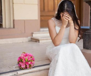 Tân hôn, cô dâu đùng đùng phá tan phòng cưới vì nghe chú rể thủ thỉ 'Có cần anh quay cảnh động phòng làm bằng chứng gửi cho em không?'