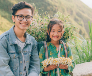 Em bé Hà Giang sở hữu nét đẹp 'lạ' gây xôn xao khắp mạng xã hội Việt