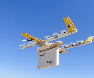 Google hoàn thành chuyến giao hàng đầu tiên bằng drone