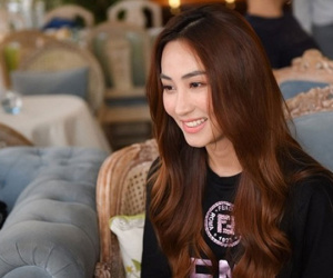 Ngân Khánh: 'Vợ chồng tôi thống nhất học xong sẽ dành thời gian gần nhau và có kế hoạch sinh con'