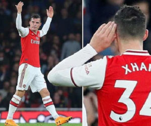Thủ quân Arsenal cởi áo, chửi CĐV trên đường rời sân