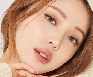 5 kem che khuyết điểm Hàn tán lên là mụn đỏ, vết thâm 'mất dạng'