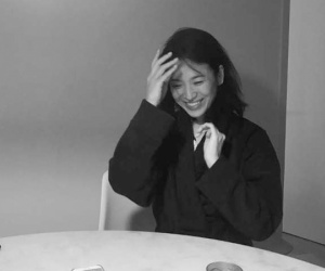 Hậu ly hôn Song Joong Ki, lâu lắm rồi người hâm mộ mới thấy Song Hye Kyo nở nụ cười rạng rỡ đến thế
