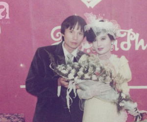 'Ông chú' vượt qua dàn trai làng rước được nàng 'hoa khôi' về dinh, trải qua 29 năm hôn nhân ai cũng bất ngờ vì nhan sắc bà mẹ 4 con