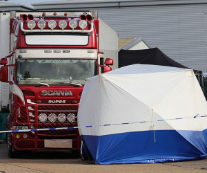 Tài xế Bỉ cho biết bên trong container chở 39 người toàn bánh quy, nạn nhân nghi ngờ chết do ngạt thở