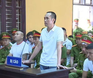 Đại ca Tuấn 'thần đèn' khét tiếng Thanh Hóa hầu tòa