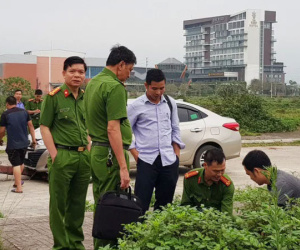 Ghen tuông, dùng kéo đâm chết người yêu rồi tự sát