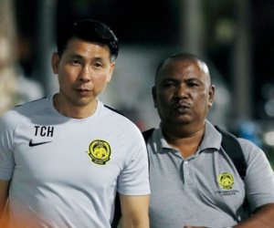 Malaysia làm mới đội hình trước trận quyết đấu Thái Lan