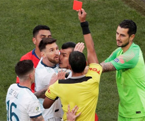 Messi trở lại tuyển Argentina sau án phạt