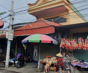 Vợ bị chồng dội nước sôi lên người vì ôm tiền đi chơi hụi