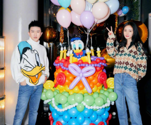 Tỏ thái độ phũ phàng khi nhắc đến chồng cũ nhưng Dương Mịch lại thân mật bên người đàn ông này