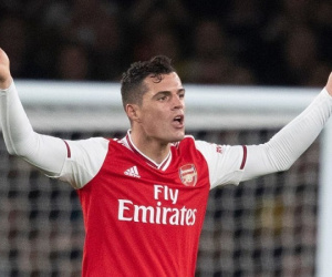 Xhaka bị gạch tên sau vụ văng tục với CĐV