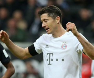 Lewandowski nổ súng 10 trận liên tiếp, Bayern vẫn thảm bại 1-5 khó tin