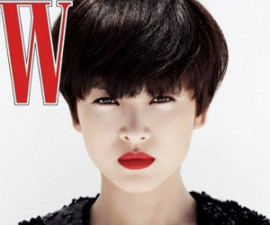 Song Hye Kyo 'xuống tóc' ngắn cũn cỡn hậu ly hôn, chuyện gì đây?