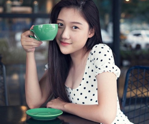Bất ngờ với nhan sắc không thua kém các hotgirl của em gái Trấn Thành