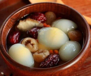 Món ăn từ trứng gà, kỷ tử giúp quý ông sung mãn