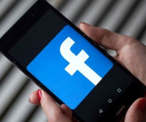 Triển khai tính năng News Tab ở Mỹ, Facebook thu hút người dùng