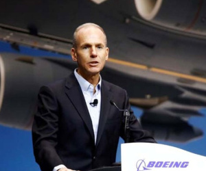 CEO Boeing chấp nhận giảm lương sau bê bối tai nạn chết người