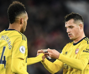 Xhaka bị tước băng thủ quân sau vụ văng tục với các fan Arsenal