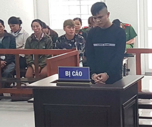 9X đau đớn bị chồng hờ lừa cả tình lẫn tiền một cách 'ngoạn mục'