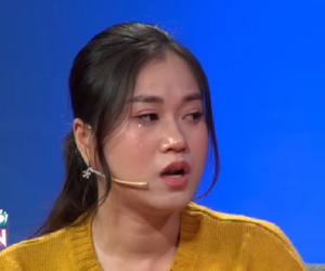 Lâm Vỹ Dạ rơi nước mắt kể lại chuyện tát con trai 2 tuổi