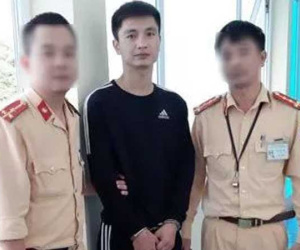 Thanh Hóa: Gặp Cảnh sát giao thông, đối tượng bị truy nã 'cắm đầu' bỏ chạy