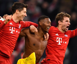 Lewandowski ghi nhiều bàn hơn cả đội M.U cộng lại