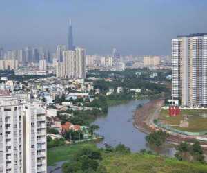 Giá nhà chung cư rao bán trực tuyến tại TP.HCM cao hơn Hà Nội