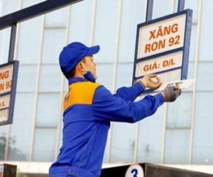 Giá xăng sẽ tăng trở lại vào ngày mai?