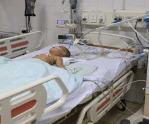 Bệnh viện Nhi Thanh Hóa cứu sống bé trai 17 tháng tuổi bị hóc hạt hướng dương