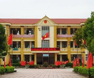 Hà Tĩnh: Vợ lừa đảo lĩnh án tù 27 năm, chồng mất chức Phó bí thư xã