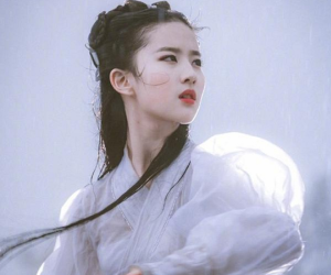 Cảnh phim đẹp mê hồn của Lưu Diệc Phi trong Thần điêu đại hiệp bị cắt do nhạy cảm khiến khán giả tiếc nuối