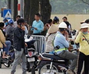 Vé 'chợ đen' trận Việt Nam - Thái Lan tăng gấp 10 lần