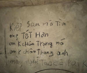 Ám ảnh những lời nhắn viết kín tường nhà của người chồng trước khi cùng 2 con treo cổ tự tử: 'Anh cho em biết thế nào là đau khổ vô tận'