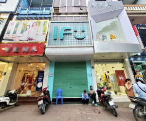 IFU đóng loạt cửa hàng giữa tâm 'bão' âm thầm tráo nhãn mác quần áo