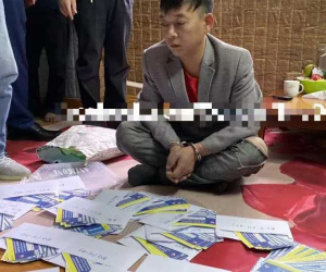 Làm rõ nhóm đối tượng in và bán vé giả trận Việt Nam – Thái Lan