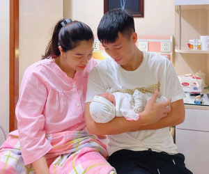 Đầy tháng con gái, Tư Dũng nhắn nhủ đầy yêu thuong: 'Con là bàn thắng đẹp nhất của bố từ khi bố bước vào sự nghiệp'