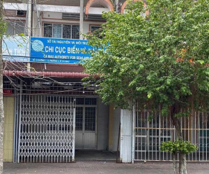 Nữ phó phòng ở Cà Mau đi du học nước ngoài rồi không về