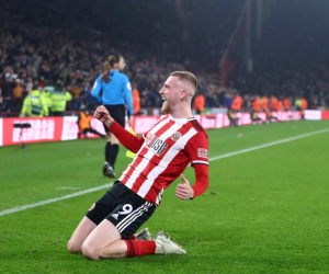 Man United bị Sheffield cầm hòa trong trận cầu 6 bàn thắng