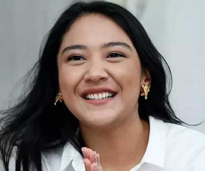 Đây chính là cô gái 23 tuổi trẻ đẹp, gia thế khủng vừa được Tổng thống Indonesia lựa chọn làm cố vấn