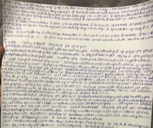 Cách học Triết của sinh viên thời nay khiến dân mạng choáng váng: Một trang đề cương chi chít toàn chữ...viết tắt