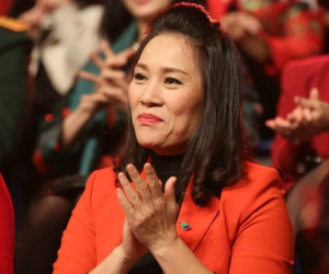 Từng một thời bị hiểu nhầm là vợ nhà báo Lại Văn Sâm, rút cục người chồng chưa từng được lộ diện của MC Tạ Bích Loan là ai?