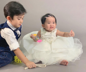 Con trai Khánh Thi 4 tuổi đã tự lập chăm sóc mình và em dù người lớn không chỉ bảo