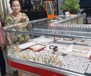 Hé lộ tình tiết bất ngờ vụ cướp tiệm vàng Kim Hồng và lời kể kinh hoàng của chủ tiệm