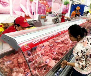 Thịt heo tăng giá mạnh khiến CPI tháng 11 tăng đến 0,96%
