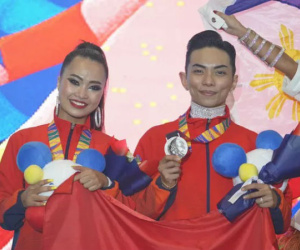 Sự kết hợp lạ lùng của nữ VĐV đã cùng Phan Hiển đạt HCV dancesport