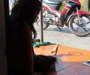 Nghệ An: Bắt cán bộ văn phòng trường tiểu học giở trò đồi bại với cô gái tật nguyền