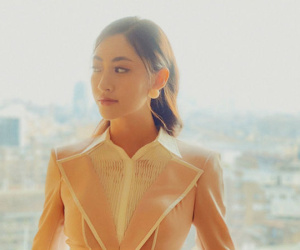 Hoa hậu quê Cao Bằng 'bắn' tiếng Anh như gió khiến fan tự hào ở Miss World 2019