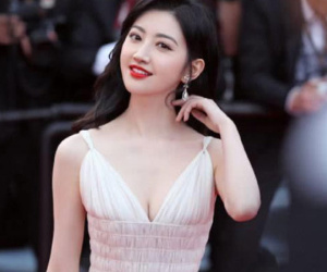 Đạo diễn sàm sỡ Cảnh Điềm trước ống kính